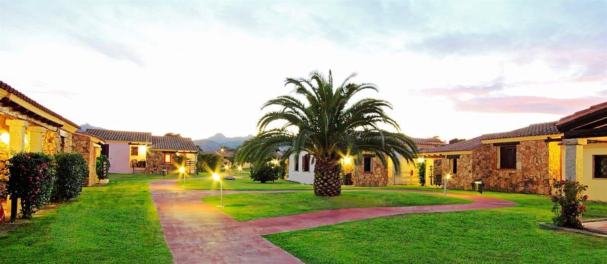 Li Suari Club Village 4*