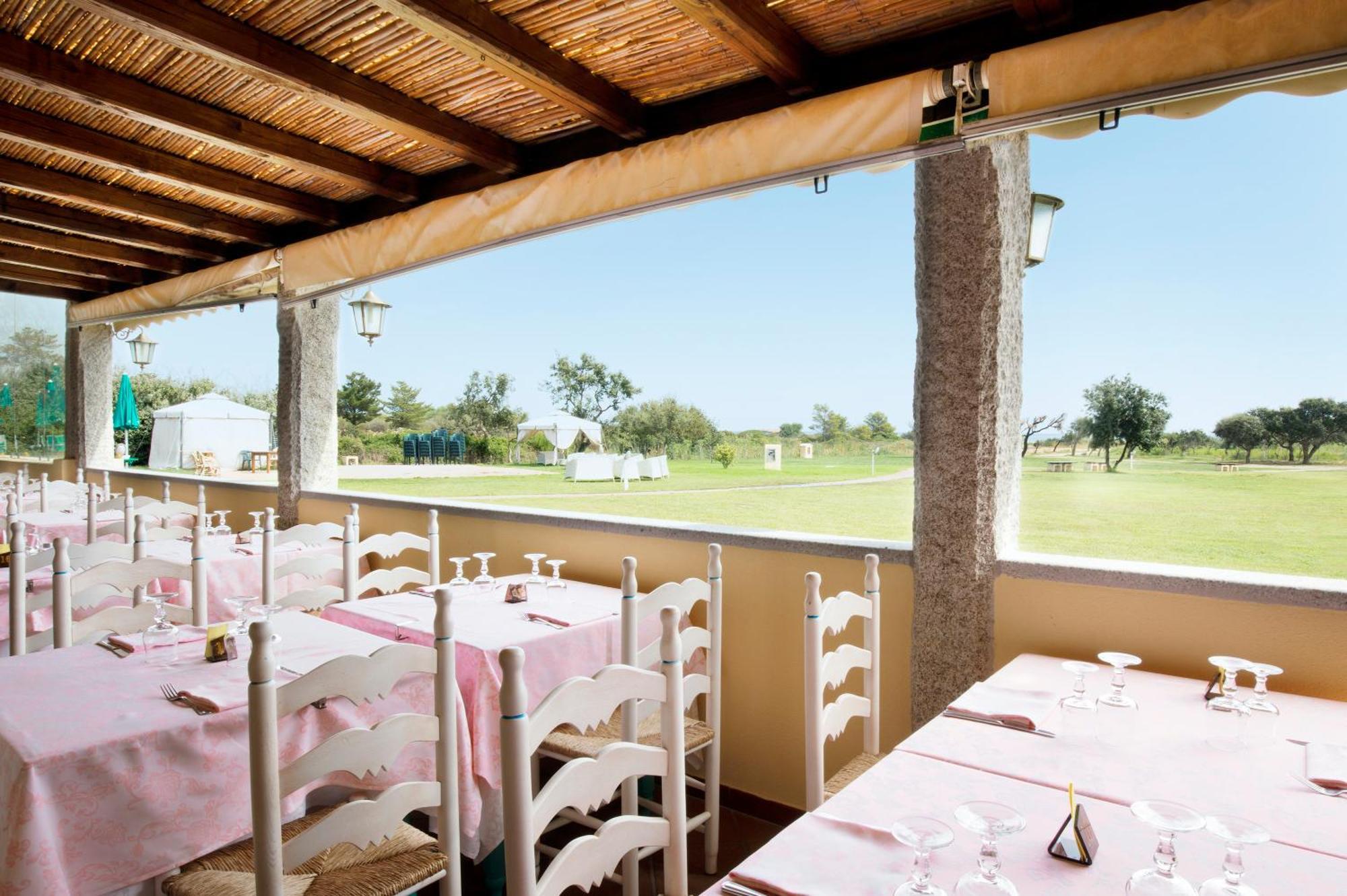Li Suari Club Village Hotel San Teodoro (Sardinia)