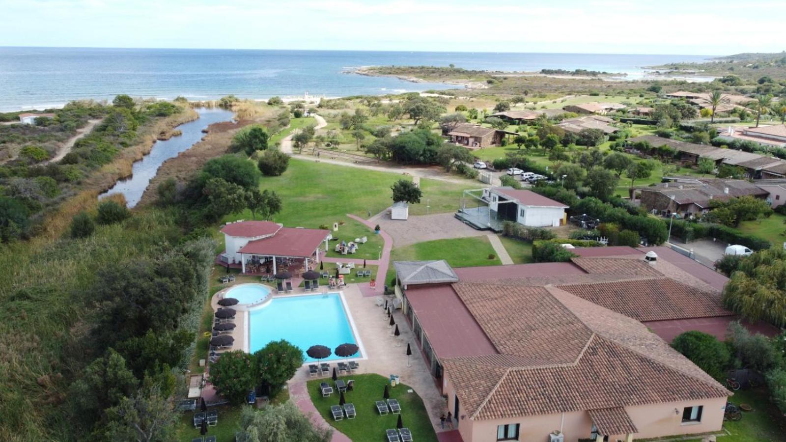 Hotel Li Suari Club Village 4*